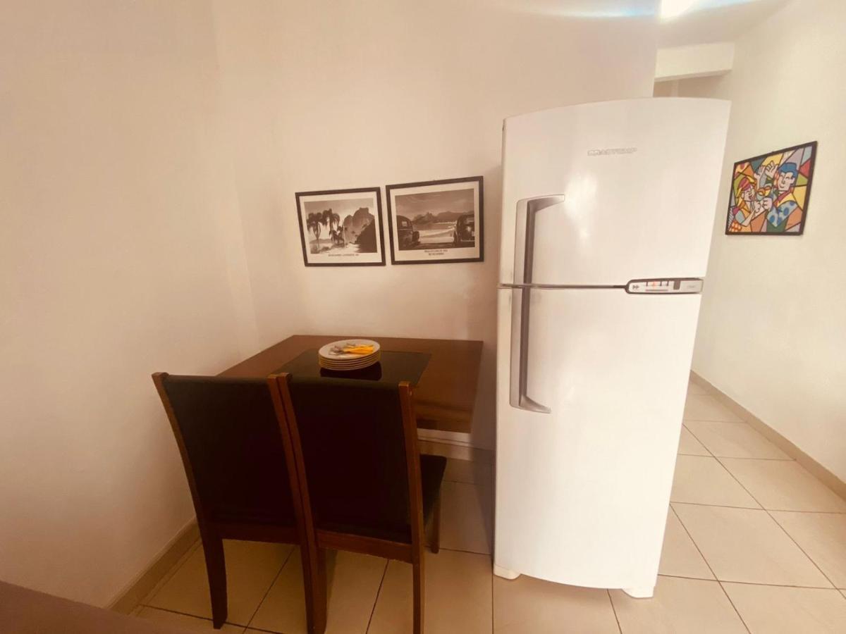 Com Entrada Na Av Atlantica De Copacabana, Proximo De Ipanema, Ar , Wi-fi E Netflix, Pauloangerami Aa3806