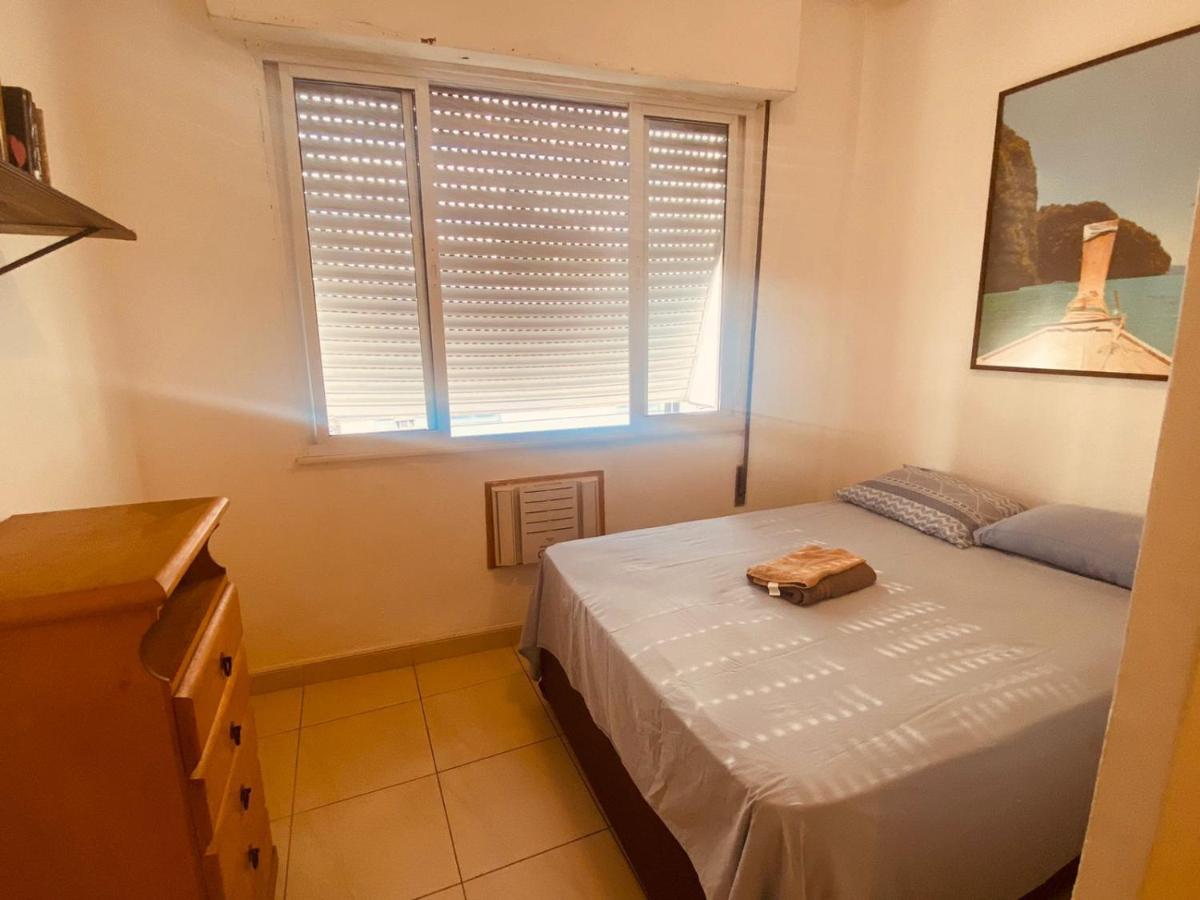 Apartamento Com Entrada Na Av Atlantica De Copacabana, Proximo De Ipanema, Ar , Wi-fi E Netflix, Pauloangerami Aa3806 Río de Janeiro